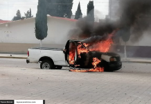 Apedrean presidencia y queman patrullas en Amozoc en protesta contra el edil Mario De la Rosa