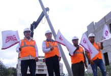 Da banderazo Velázquez Romero a ampliación de Red Electrica en San Francisco Buenavista , Tepeaca.