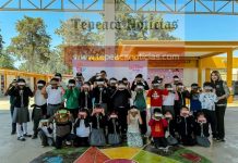 DIF Tepeaca entrega lentes a estudiantes de primarias en San Pablo Actipan, en alianza con Fundación CLISA