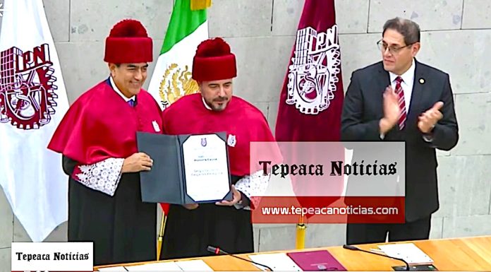 Otorga politécnico Doctorado Honoris Causa al ex gobernador de Puebla, el tepeaquense Sergio Salomón