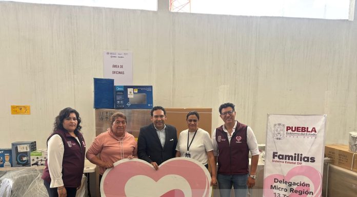 Entrega equipamiento de Estancias de día a San José Zahuatlan de la microrregión 13 Tepeaca.