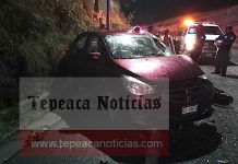 Choque entre tráiler y auto sedan dejó dos lesionados graves en Tepeaca