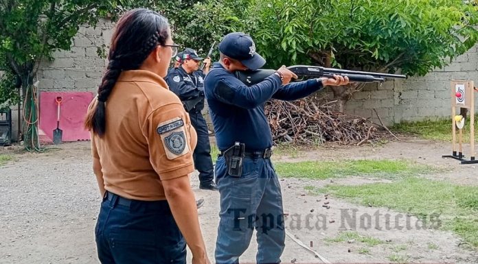 Elementos de la Policía Auxiliar en Tepeaca reciben capacitación especializada en tiro táctico