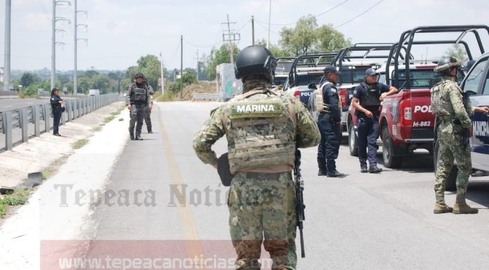 Realizan operativo federales y estatales en San Juan Negrete, Tepeaca ; aseguran cuatro unidades.
